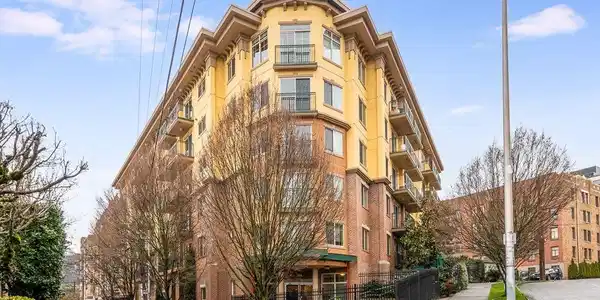 700 Denny