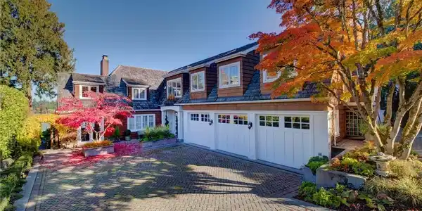 3608 Evergreen Point