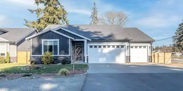 9201 Winona SW