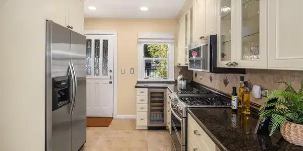 Image 4 Image 4