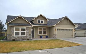 4326 Hedman Court NE