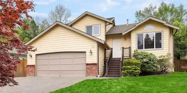 18 118 Drive NE