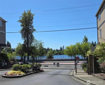 11004 20th SE