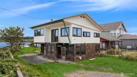 2403 Sunlight Beach