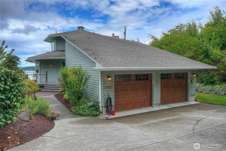 6921 120th NW