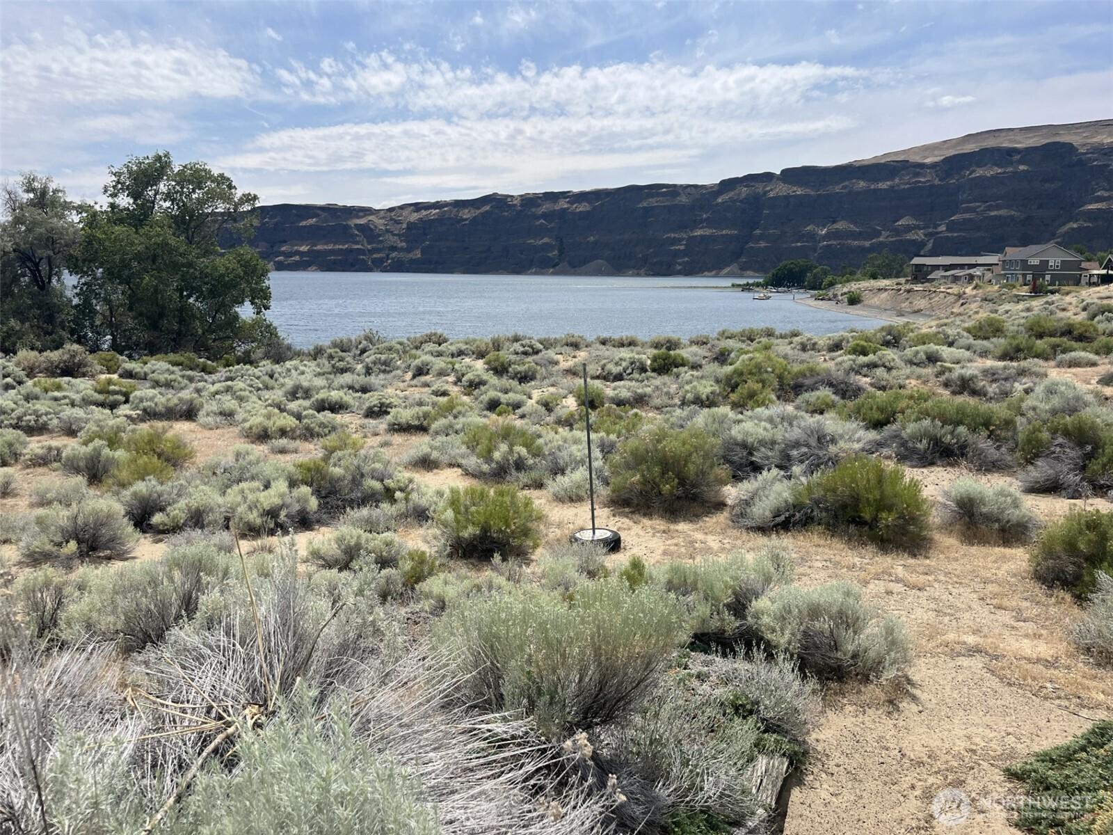 Image 1 Image 1