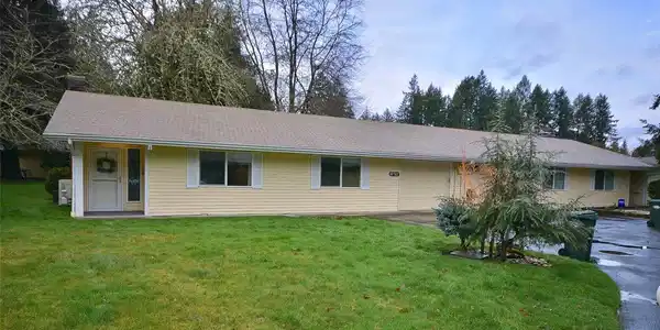 3300 Carpenter SE