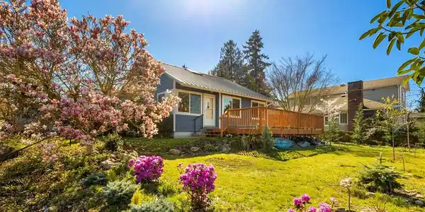 4605 49th S