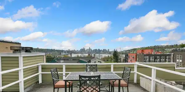 3420 Burke N