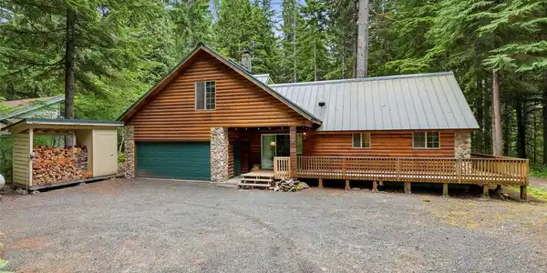 191 Northwoods Cabin