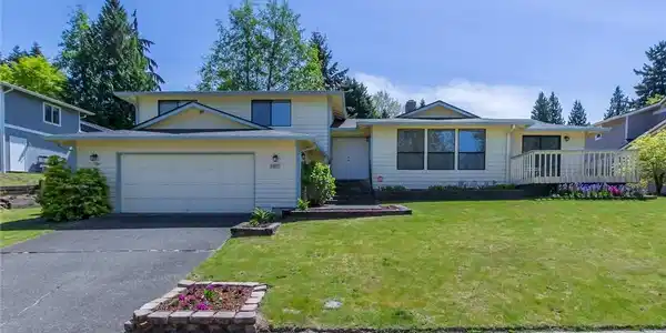 3927 S 284th Place