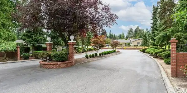1800 Mill Creek