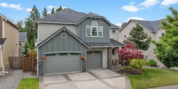 4415 Goldcrest NW