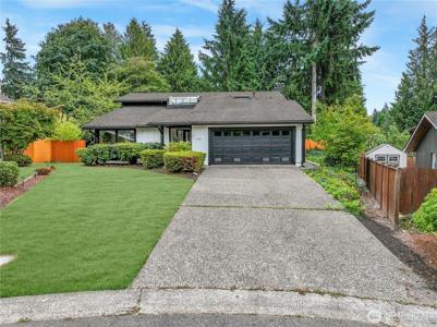 3418 103rd SE