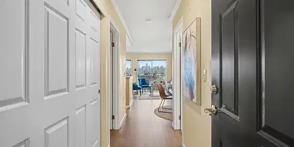 3420 Burke N