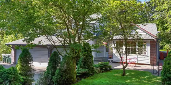 4422 78th SW