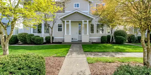 2654 Hamilton