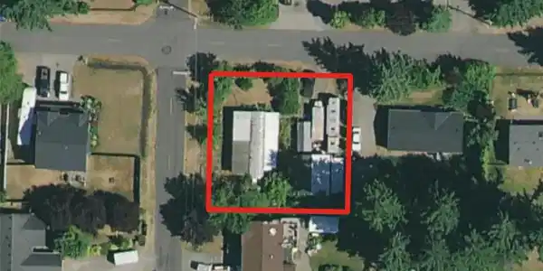 7502 192nd E