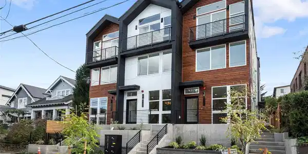 2346 Franklin E