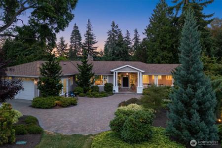 3204 Evergreen Point