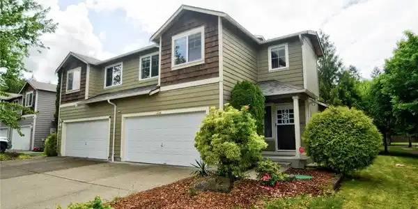 8021 27th S