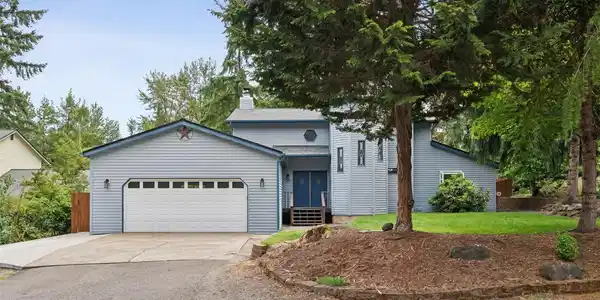 8037 Incline SE