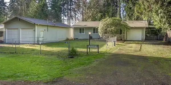 2202 Tacoma Point E