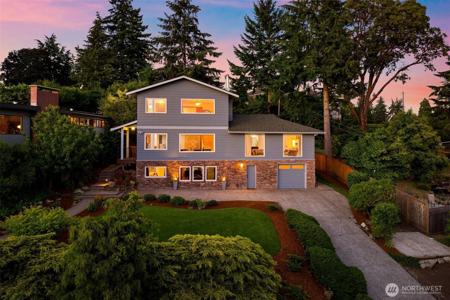 12112 25th Ave SW