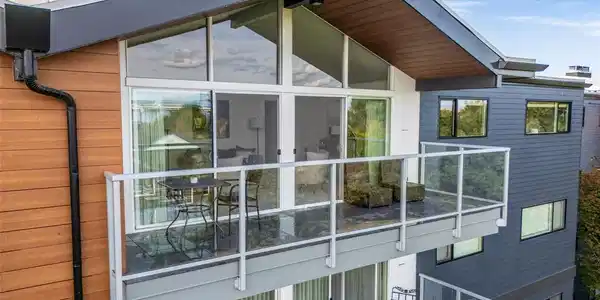2502 Canterbury E