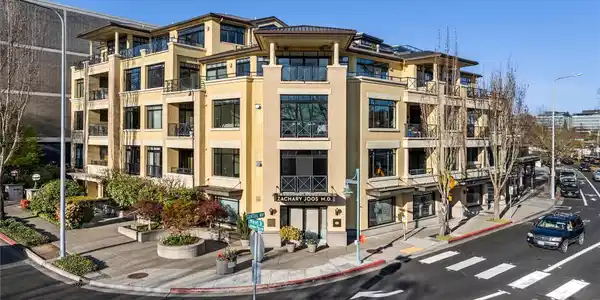 210 Market