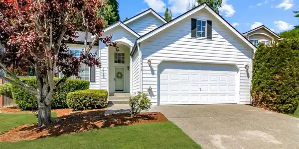 20413 72nd E