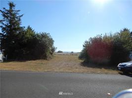 580 Duck Lake NE