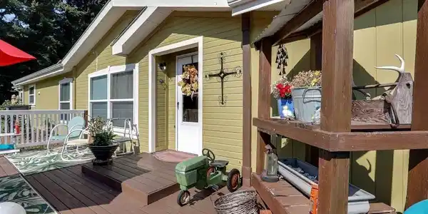 3209 214th E