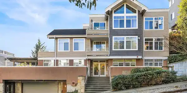 611 Highland