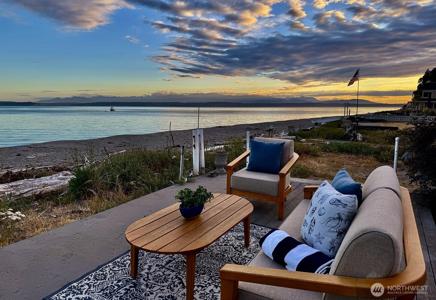 848 Old Beach
