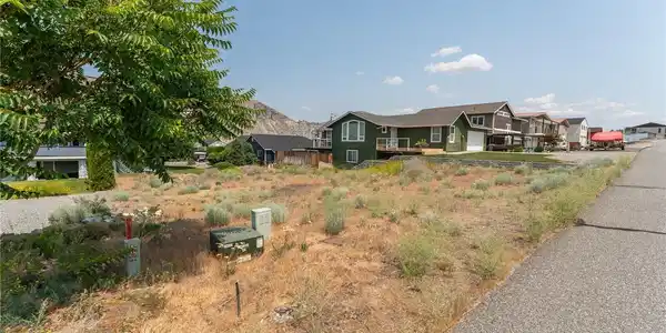 225 W Marine View Dr.