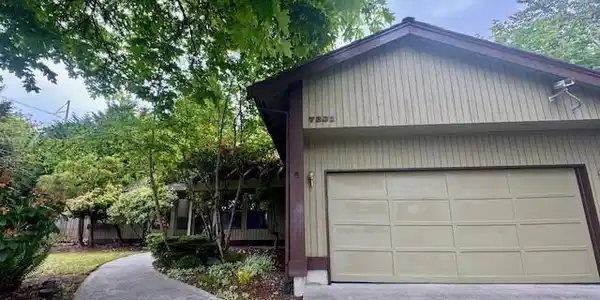 7301 Cushman