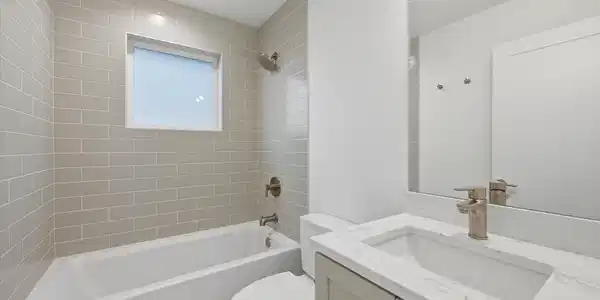 Image 4 Image 4