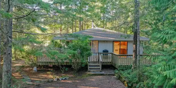 51 N Teal Place