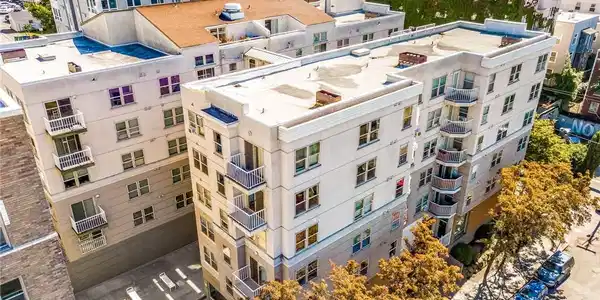 506 E Howell Street