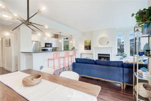 3217 Eastlake E