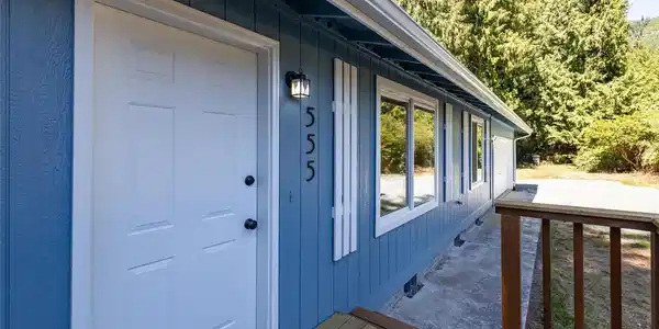 555 Summit Place