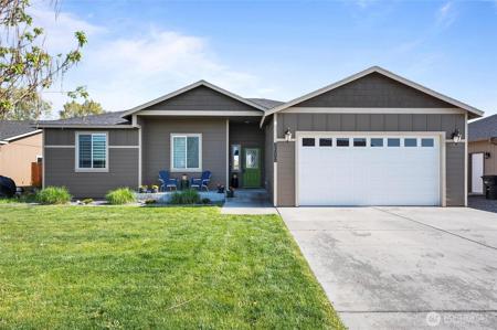 3517 Glenmoor