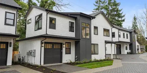 9012 124th NE