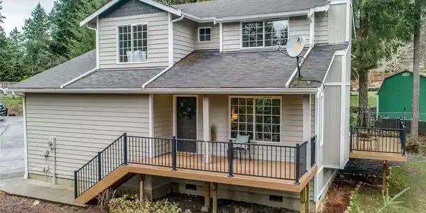 3869 Silver NW