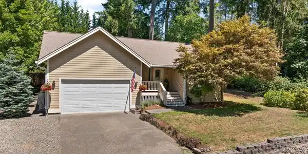 490 Mountain View