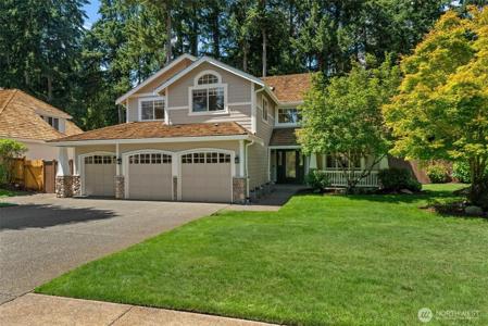 1805 44th NW