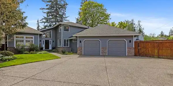 10116 33rd SE