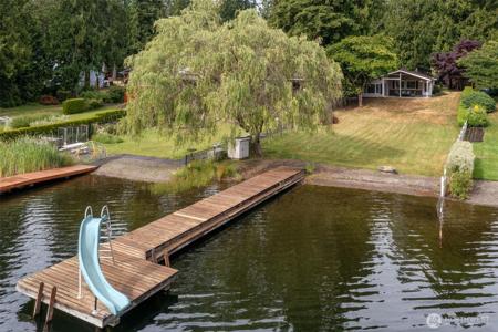 31089 Lake Morton SE