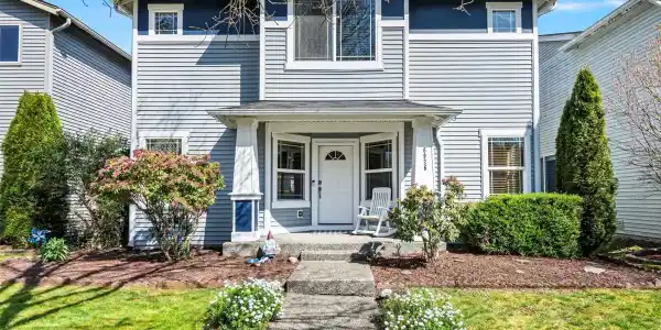 6926 Riverdale SE